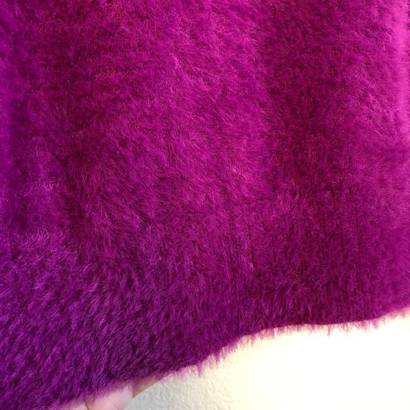 Splendid Fuzzy Soft Pullover Sweater - Picture 6 of 7